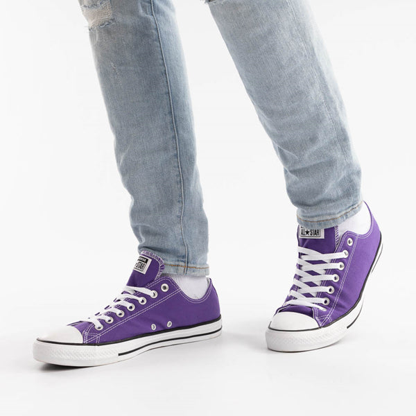 Converse Chuck Taylor All Star Low-Top Sneakers - Electric Purple