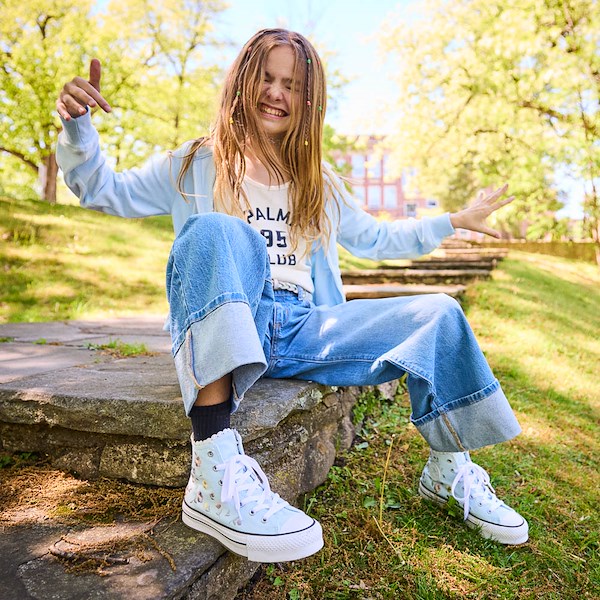 Converse Chuck Taylor All Star Lift Flower High-Top Sneakers - Big Kid - Cold Touch